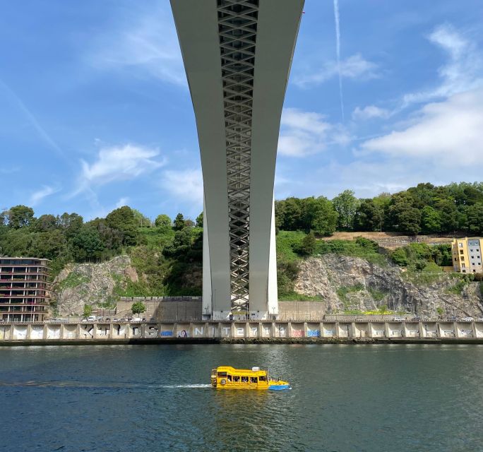 Porto's Amazing Amphibious Adventure - Portos Amazing Amphibious Adventure: A Unique Way to Explore Porto and Gaia