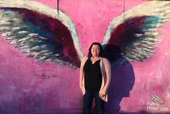 Pose by Unique sites in LA and become Instagram Famous - A Personalized Experience for Small Groups