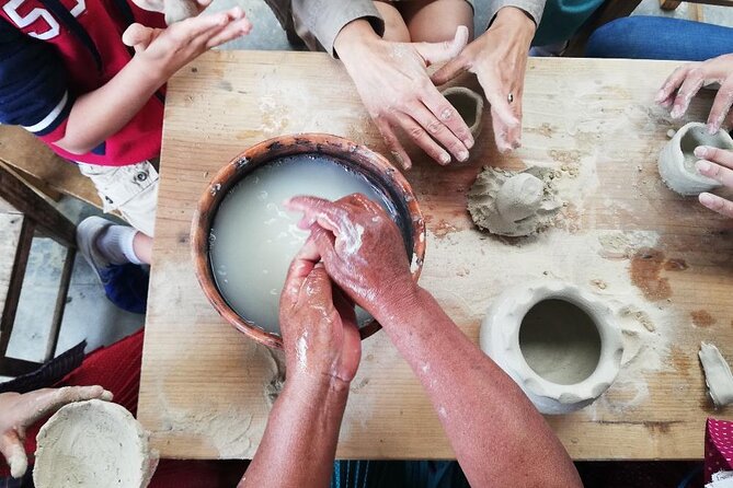Pottery workshop with traditional potters - Location and Meeting Point in San Cristóbal de las Casas