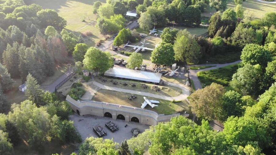 Pozna: Drone Lesson with Instructor and City Tour - Aerial Exploration of Pozna’s Main Attractions