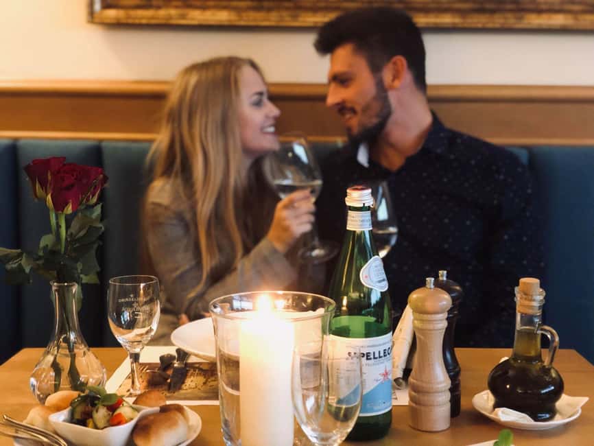 Pozna: Romantic Italian Dinner with Live Music and Wine - Italian Cuisine: From Appetizers to Desserts