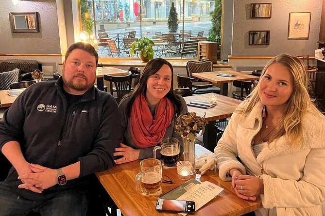 Prague Beer & History Walking Tour (includes 3 beer) - Exploring Charles Bridge and the Historic Old Town