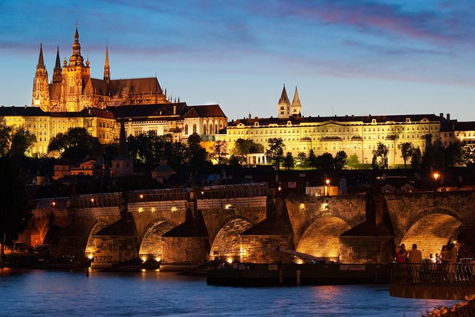 Prague Night Tour and River Vltava Dinner Cruise - The Scenic Vltava River Cruise: From Landmarks to Water