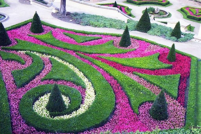 Prague Renaissance & Baroque Gardens Walking Tour - Highlights of Wallenstein Garden