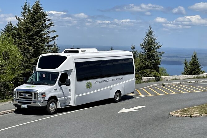 Premium Narrated Bus Tour of Bar Harbor and Acadia National Park (3.5 Hours) - Cadillac Mountain Panorama and Scenic Stops