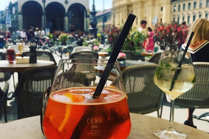 Premium Private Foodie Experience with Local - all tastings included - Starting at Viktualienmarkt: Munich’s Food Market Heart