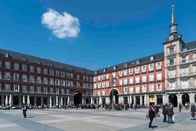 Private 3-Hour Group Tour in Madrid - Customizable Tour Focus Based on Your Interests