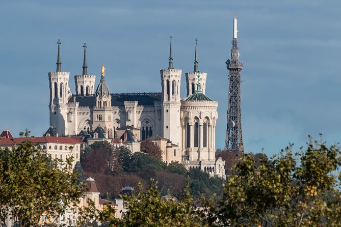 Private 4-hour City Tour of Lyon with driver, guide and Hotel pick-up - Convenient Door-to-Door Transport in Lyon