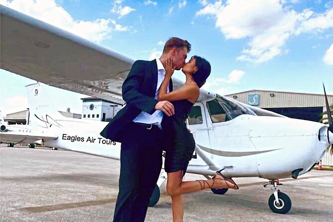 Private 60 Minute Romantic Air Tour with Champagne in Miami - Flying Over the Mansions and the Port of Miami