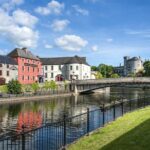 Private Airport Transfer from Kilkenny City to Dublin Airport - The Vehicles: Comfortable and Luxurious Land Rover Discovery