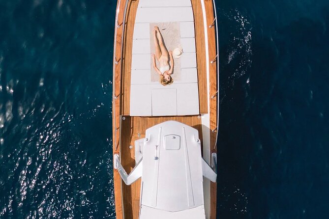 Private Amalfi Coast Tour by Gozzo Sorrentino Boat - The Gozzo Boat: Size, Comfort, and Features