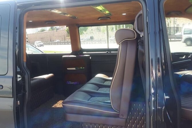 Private Arrival Transfer from Istanbul Airport to City Center - Meet and Greet with a Professional Driver at Istanbul Airport