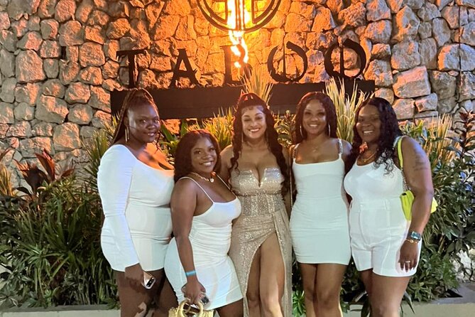 Private Bar and Clubs Tour in Cancun: Discover the Nightlife - Personalizing Your Night: Your Music and Venue Preferences