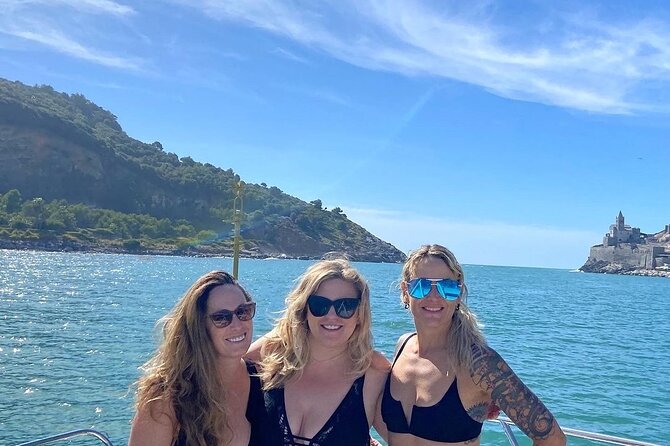 Private Boat Tour from La Spezia to Portovenere and Palmaria Islands Tino Tinetto - Sailing in the Portovenere Natural Park