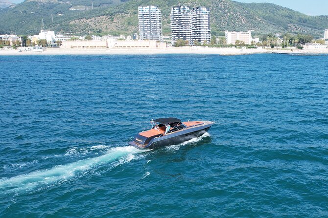 Private Boat Tour of the Amalfi Coast - Customizable Stops and Iconic Coastal Towns