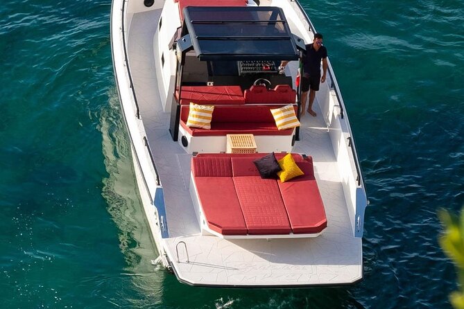 Private Boat Tour on the Amalfi Coast - Discovering the Amalfi and Positano by Sea