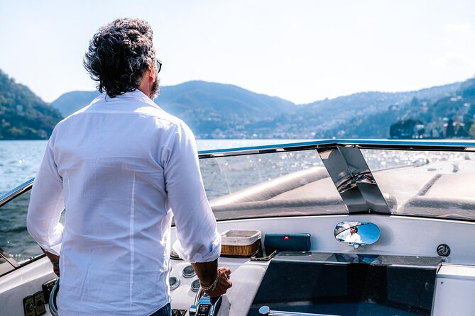 Private Boat Tour with Open Bar Lake Como 7 Pax - The Route: Iconic Villas and Scenic Villages