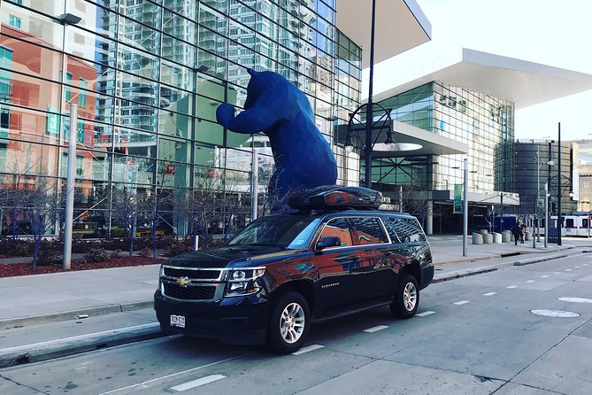 Private Car Service from Denver Int'l Airport (DEN) to Breckenridge or Keystone - Spacious, Snow-Ready Vehicles with Ski Storage