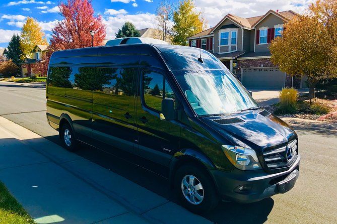 Private Car Service from Vail or Beaver Creek to Denver Int'l Airport (DEN) - Pickup at Your Vail or Beaver Creek Accommodation
