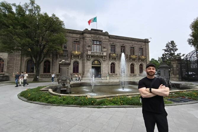 Private Chapultepec Castle Tour - Best Rated - Inside the Castle: Opulent Rooms and Fascinating Stories