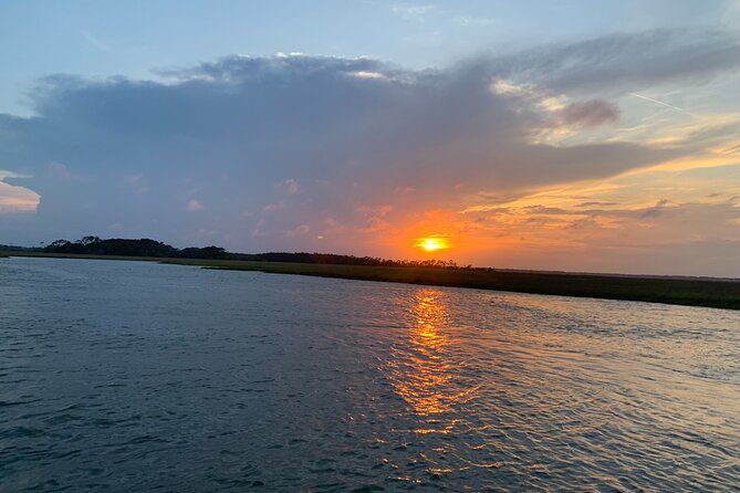 Private Charleston Sunset & Dolphin Cruise - Scenic Waterway Navigation Near Folly Beach