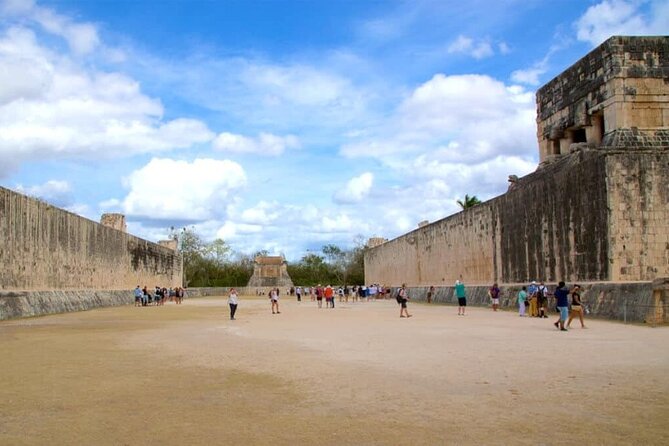 Prívate Chichen Maya Nature Tour - Exploring Chichen Itza with a Certified Guide