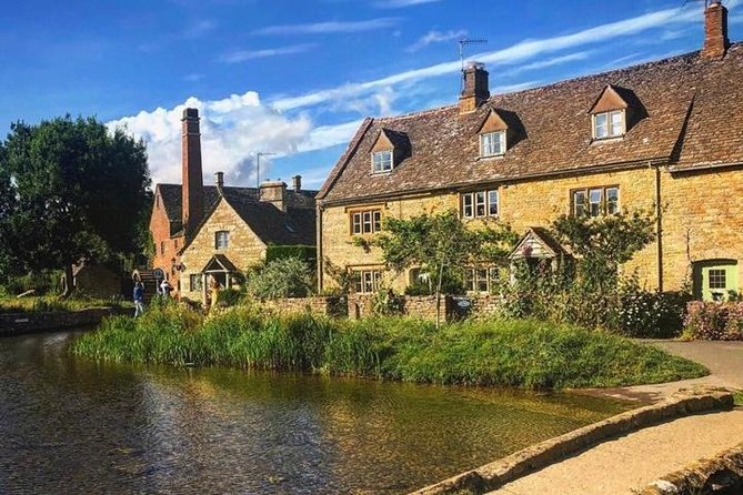 Private Cotswold Village Tour - 4th & 5th guest travel FREE - Exploring the Cotswold Villages: Bourton on the Water
