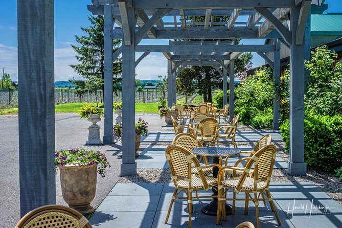 Private Custom Niagara Falls,Canada Winery Tour From Niagara Falls, NY - Visiting Niagara-on-the-Lake Heritage District