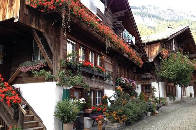 Private Day tour from Interlaken: Lake, Gorge & Waterfall - Cruising Across Lake Brienz