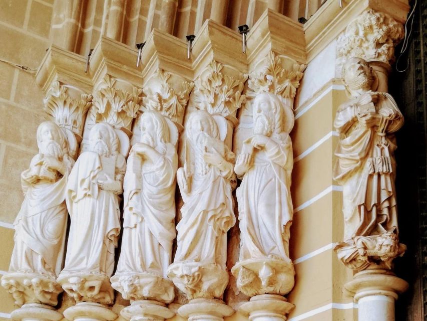 Private day tour to Évora: cork, factory, winery & the city - Starting Your Day with Portugal’s Cork Industry