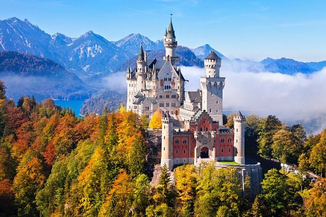 Private day tour to Neuschwanstein Castle from Munich - Visiting Neuschwanstein Castle: A Fairytale Fortress