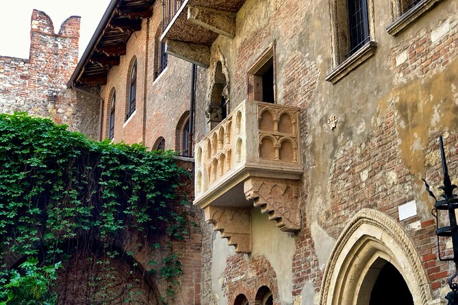 Private day trip from Venice to Verona, Lago di Garda & back - Exploring Verona: The Historic City Center and Famous Landmarks