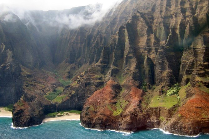 Private Doors-Off Kauai Helicopter: Ultimate Waterfalls & Canyons - The Unmatched Views of Kauai’s Waterfalls and Canyons