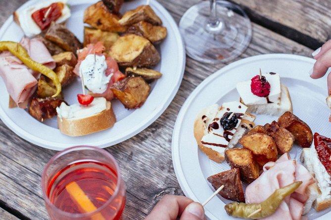 Private Drinks & Bites in Cannaregio Tour - Starting Point at Campo S.S. Apostoli in Venice