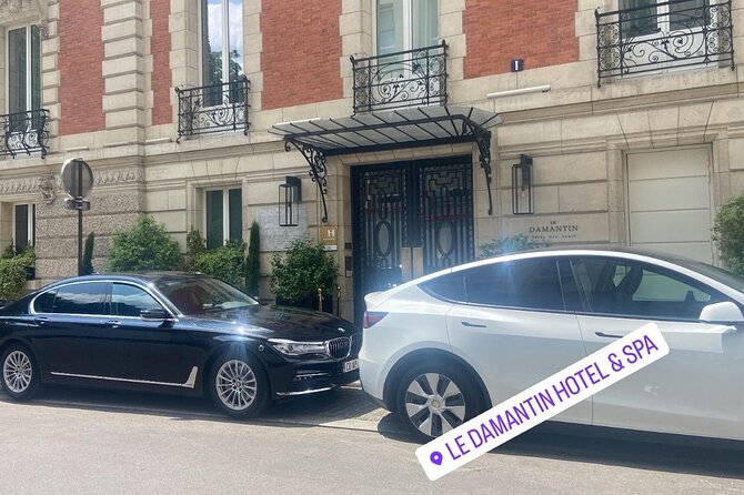 Private Driver between Paris and Charles De Gaulle / Orly Airport - Meeting Point and Operating Hours