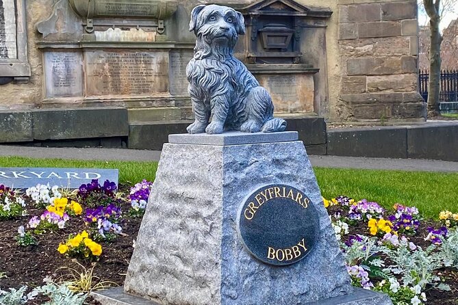 Private Edinburgh City 4-Hour Tour in a Premier Classic LEVC TXE - Key Edinburgh Landmarks on the Itinerary