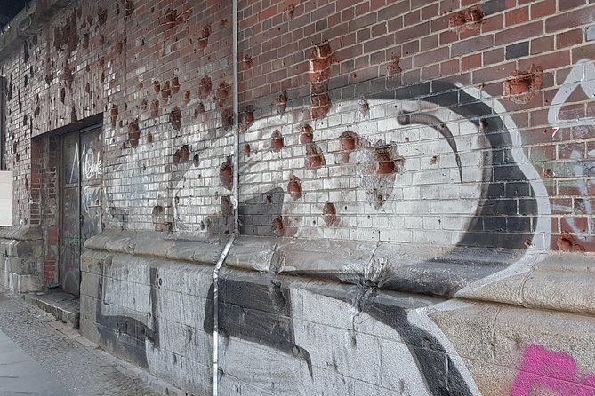 Private Essential 3rd Reich Berlin Tour - Starting at Pariser Platz in Berlin