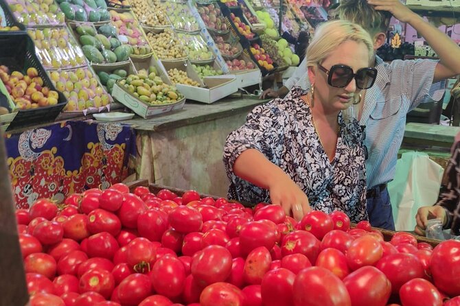 Private Experience For Class Food Tour By The Original Egyptian Way - Visiting a Local Market for Fresh Ingredients