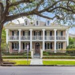 Private French Quarter & Garden District Tour: Walk and Drive Combo - Upping the Elegance in the Garden District