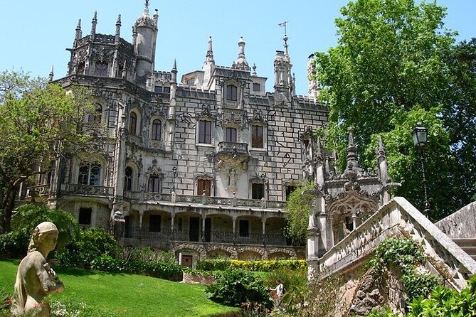 Private Full Day Tour Sintra - Cascais - Exploring the Historic Streets of Sintra