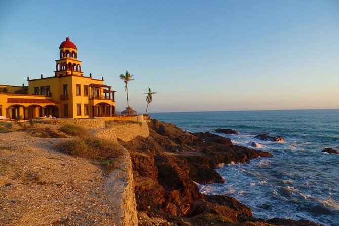 Private Full Day Tour to Los Cabos from La Paz - Pickup and Transportation in La Paz