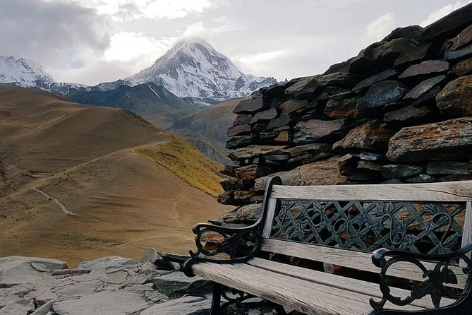Private Full-Day Tour to Mtskheta and Kazbegi(stepantsminda) from Tbilisi - Discovering the Ananuri Fortress and Its Historic Towers