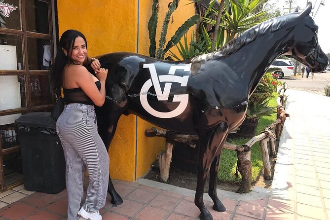 Private Full-Day Trip to Chapala and Ajijic from Guadalajara - Exploring the Malecon de Chapala: Local Flavors and Fish Tasting