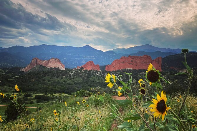 Private Garden of the Gods Jeep Tour - Visiting Garden of the Gods: Majestic Rock Formations and Mountains