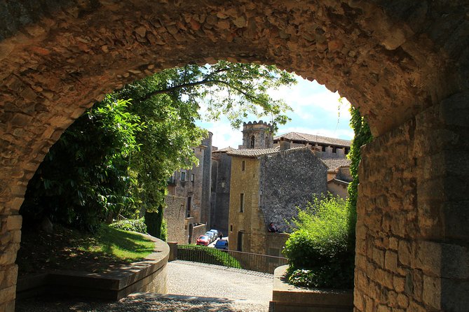 Private: Girona and Besalu Jewish History Tour from Girona - Exploring Girona’s Iconic Bridge Built by Gustave Eiffel