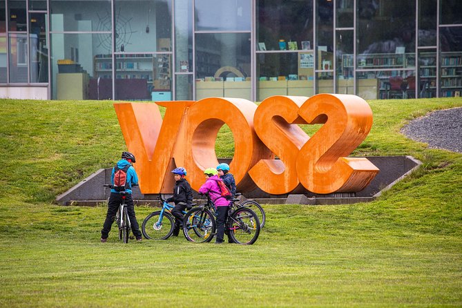 PRIVATE GUIDED TOUR: Highlights of Norway  Trip to the Sognefjord  WINTER - Visiting the Dale of Norway Factory Outlet & Museum