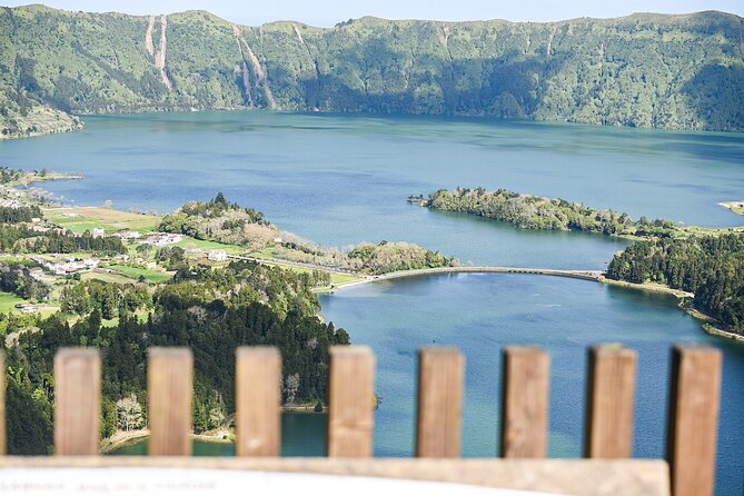 Private Half-Day Tour to Sete Cidades São Miguel Island - Starting Point: Pickup in Ponta Delgada