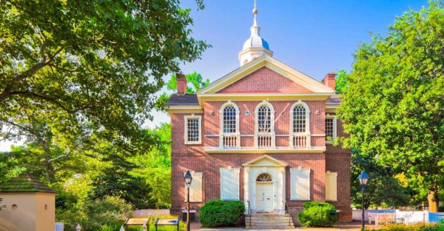 Private Historic Stroll: Philadelphias Revolutionary Roots - Meeting Outside the Betsy Ross House Sets the Stage