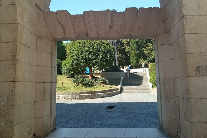 Private History and Trivia Walking Tour by a Local Guide - The Heart of the Palace: The Peristyle and the Cathedral