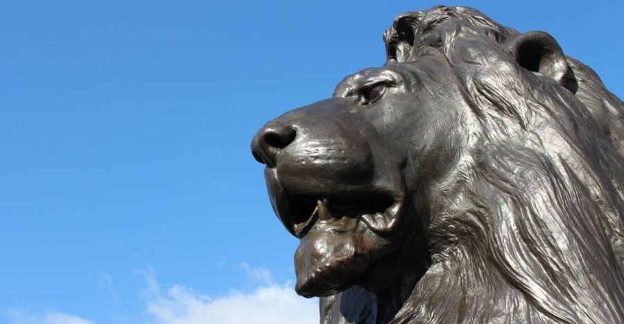 Private James Bond Fictional & Film Spy Tour of London - Starting at Somerset House: Filming Location for Bond Films